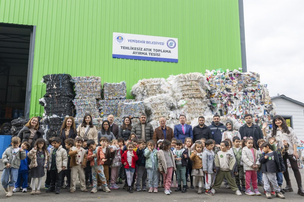 yenişehir’de minik ellerden geri dönüşüm dersi