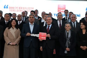 baŞkan seÇer, tbb tarafindan dÜzenlenen ‘araÇ teslİm tÖrenİ’ne katildi (2)