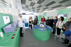 mersİn bÜyÜkŞehİr ve mersİnden kadin kooperatİfİ tekstİl atiklarini yenİden dÖnÜŞtÜrÜyor (10)