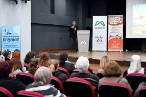 mersİn bÜyÜkŞehİr ve mersİnden kadin kooperatİfİ tekstİl atiklarini yenİden dÖnÜŞtÜrÜyor (3)