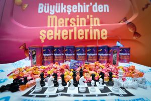 mersİn bÜyÜkŞehİr’den 13 İlÇede 60 bİn ÇocuĞa bayram hedİyesİ (2)