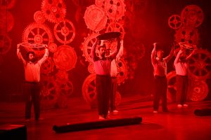 mersİn Şehİr tİyatrosu bİnlerce seyİrcİ İle ‘27 mart dÜnya tİyatro gÜnÜ’nÜ kutlamanin gururunu yaŞiyor (11)