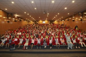 mersİn Şehİr tİyatrosu bİnlerce seyİrcİ İle ‘27 mart dÜnya tİyatro gÜnÜ’nÜ kutlamanin gururunu yaŞiyor (4)