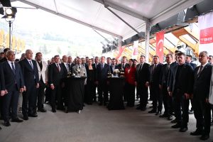 baŞkan seÇer, tbb tarafindan dÜzenlenen ‘araÇ teslİm tÖrenİ’ne katildi (10)