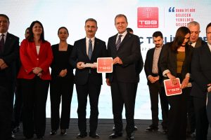 baŞkan seÇer, tbb tarafindan dÜzenlenen ‘araÇ teslİm tÖrenİ’ne katildi (4)