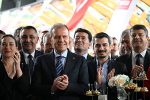 baŞkan seÇer, tbb tarafindan dÜzenlenen ‘araÇ teslİm tÖrenİ’ne katildi (6)