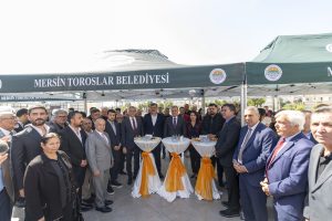 baŞkan seÇer, toroslar beledİyesİ’nİn 2. hİzmet yili deĞerlendİrme programi’na katildi (1)