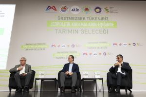 baŞkan seÇer, ‘Üretmezsek tÜkenİrİz’ konferansina katildi (3)