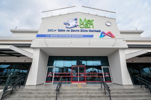 mercan bİlİm merkezİ’nde yer alan planetaryum İle Çocuklar evrenİ keŞfedİyor (4)