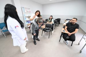 mersİn bÜyÜkŞehİr beledİyesİ’nİn Ücretsİz kurslari İstİhdamin yolunu aÇiyor (6)