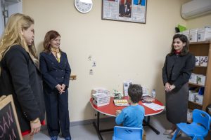 mersİn bÜyÜkŞehİr otİzm aİle daniŞma merkezİ’nde “otİzm farkindalik gÜnÜ”buluŞmasi yapildi (5)