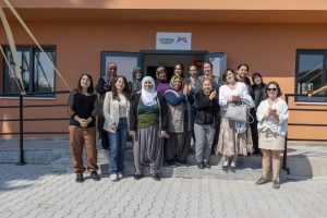 mersİn bÜyÜkŞehİr’den hamzabeylİ kÖyÜmÜz atÖlye’de Üretİcİ kadinlara “gida okuryazarliĞi” eĞİtİmİ (1)