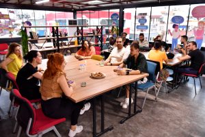 mersİn’de sosyal destek aĞi bÜyÜyor mersİn bÜyÜkŞehİr İle bİnlerce aİleye umut olunuyor (3)