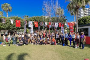 spor kentİ mersİn’de bahar enerjİsİ sahİle taŞti (4)