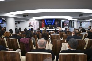 baŞkan seÇer, tbb’nİn yÖnetİcİ gelİŞtİrme programi’nin taniŞma buluŞmasi’na katildi (2)
