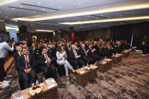 baŞkan seÇer, ‘bÜyÜkŞehİr beledİye baŞkanlari balikesİr buluŞmasi’na katildi (1)