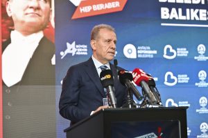 baŞkan seÇer, ‘bÜyÜkŞehİr beledİye baŞkanlari balikesİr buluŞmasi’na katildi (4)
