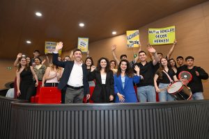 yks’ye sayili gÜnler kala mersİn bÜyÜkŞehİr’den bol eĞlencelİ ‘bİlgİ yariŞmasi’ (2)